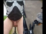 Amateurvideo Radfahren ohne Hose von nylonjunge